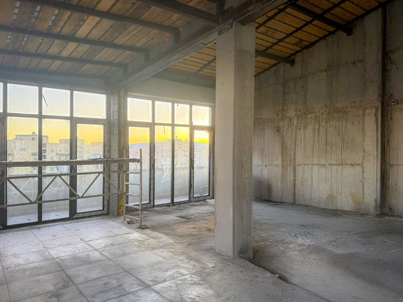 Flat in Tbilisi, Georgia, 186 m² - picture 2