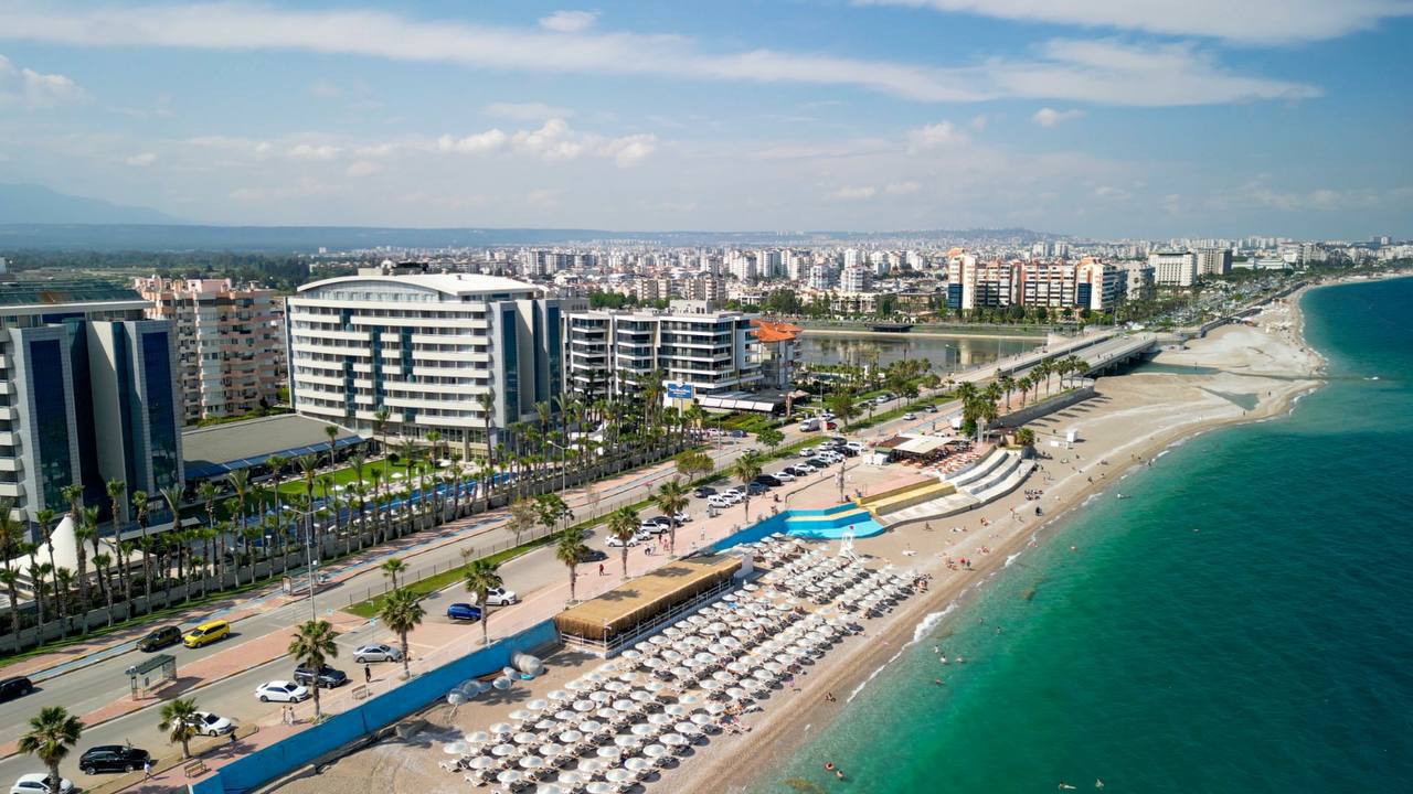 Flat in Antalya, Turkey, 160 m² - picture 1