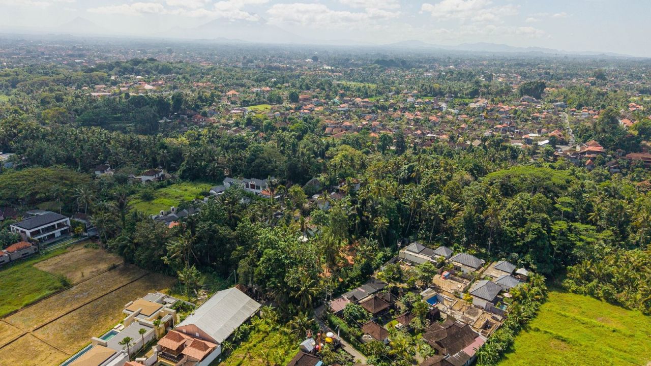 Grundstück in Ubud, Indonesien, 1 000 m² - Foto 1