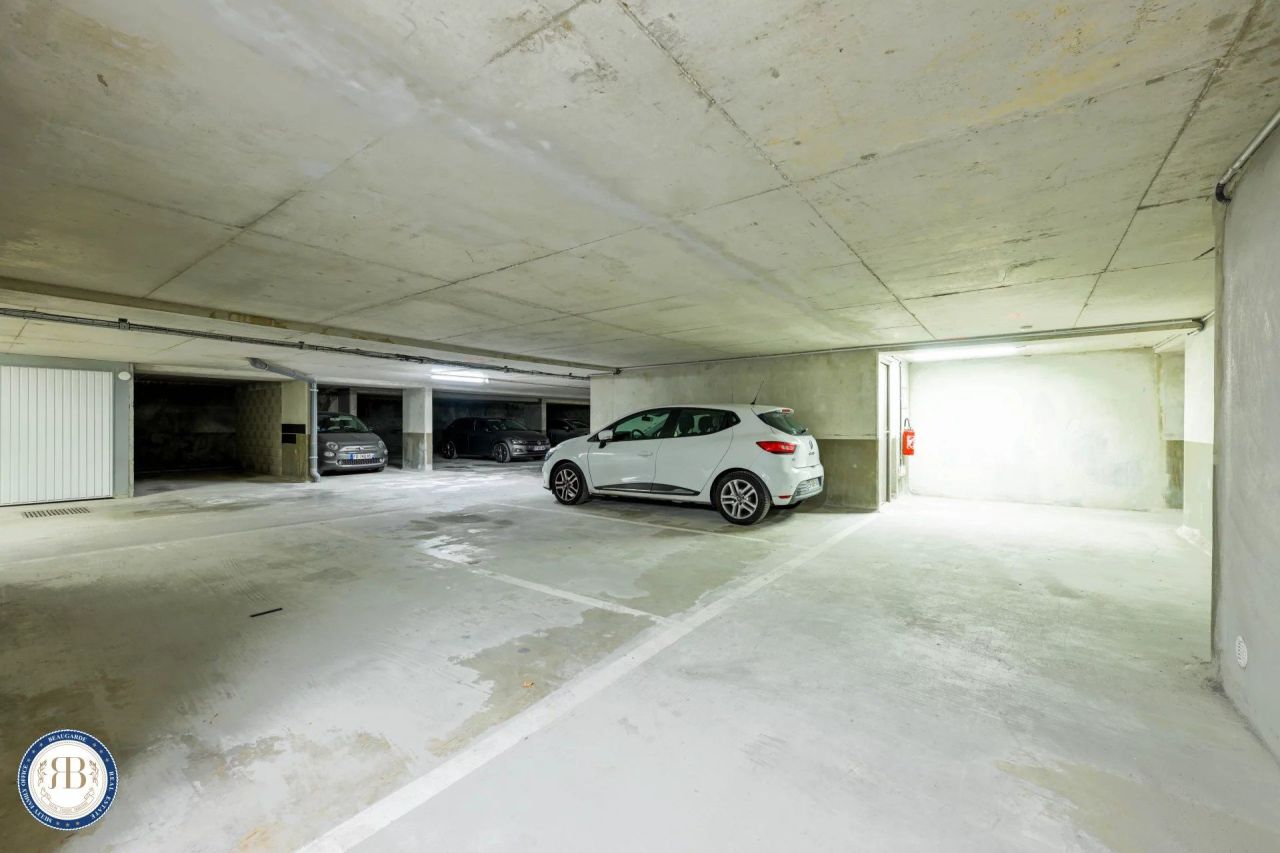 Flat in Cagnes-sur-Mer, France, 68 m² - picture 15