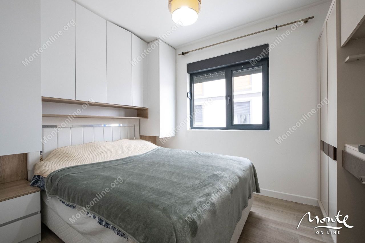 Apartamento en Tivat, Montenegro, 47 m² - imagen 12