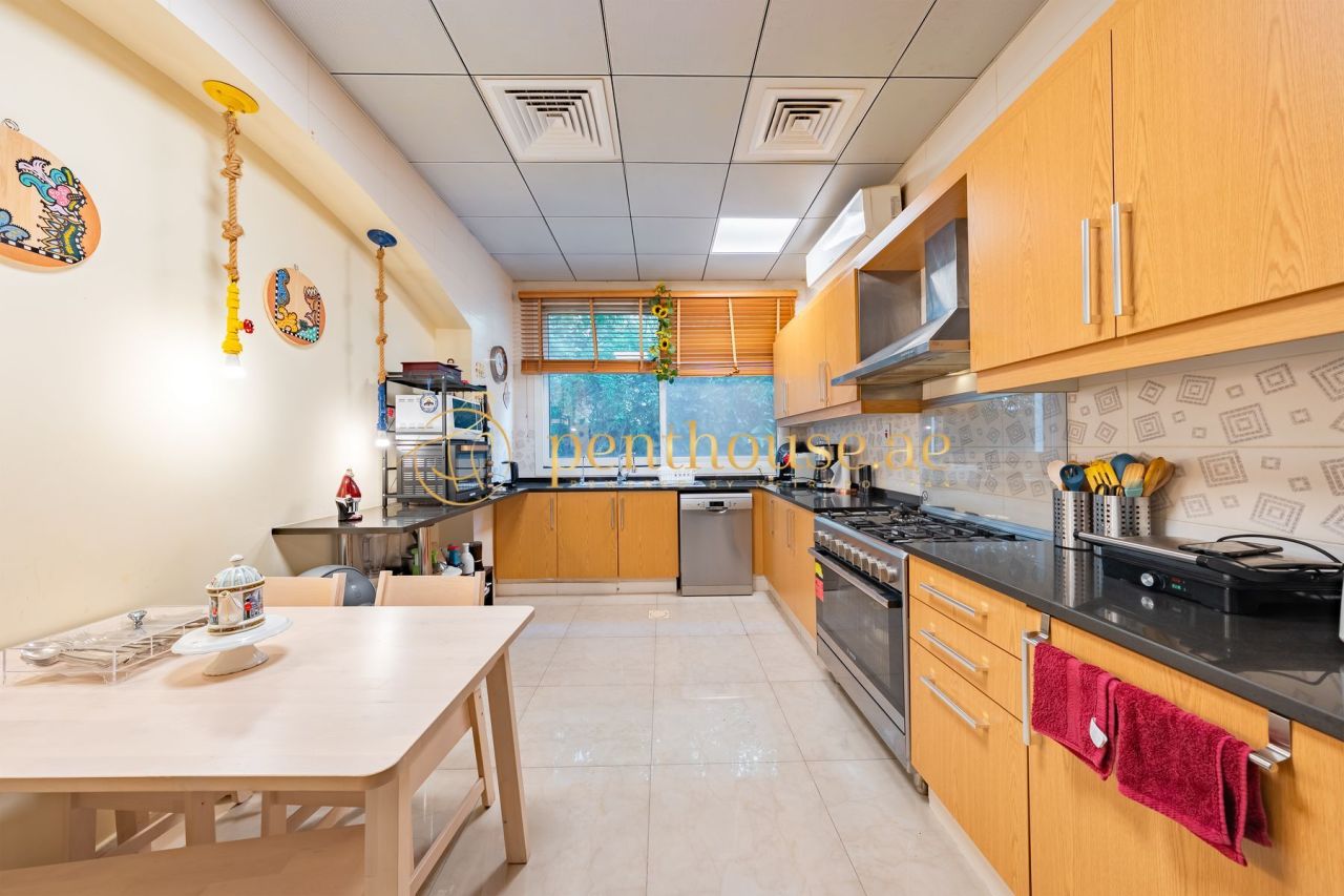 Villa en Dubái, EAU, 372 m² - imagen 8