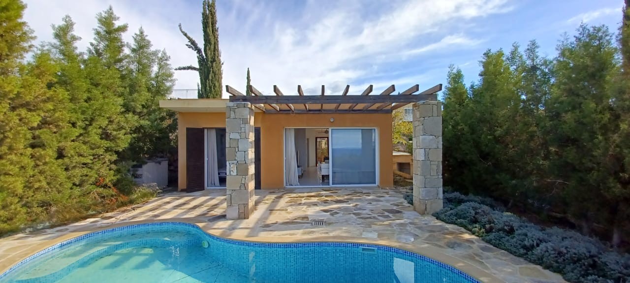 Bungalow in Paphos, Cyprus, 100 m² - picture 1