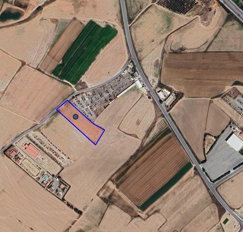 Land in Larnaca, Cyprus, 7 152 m² - picture 2