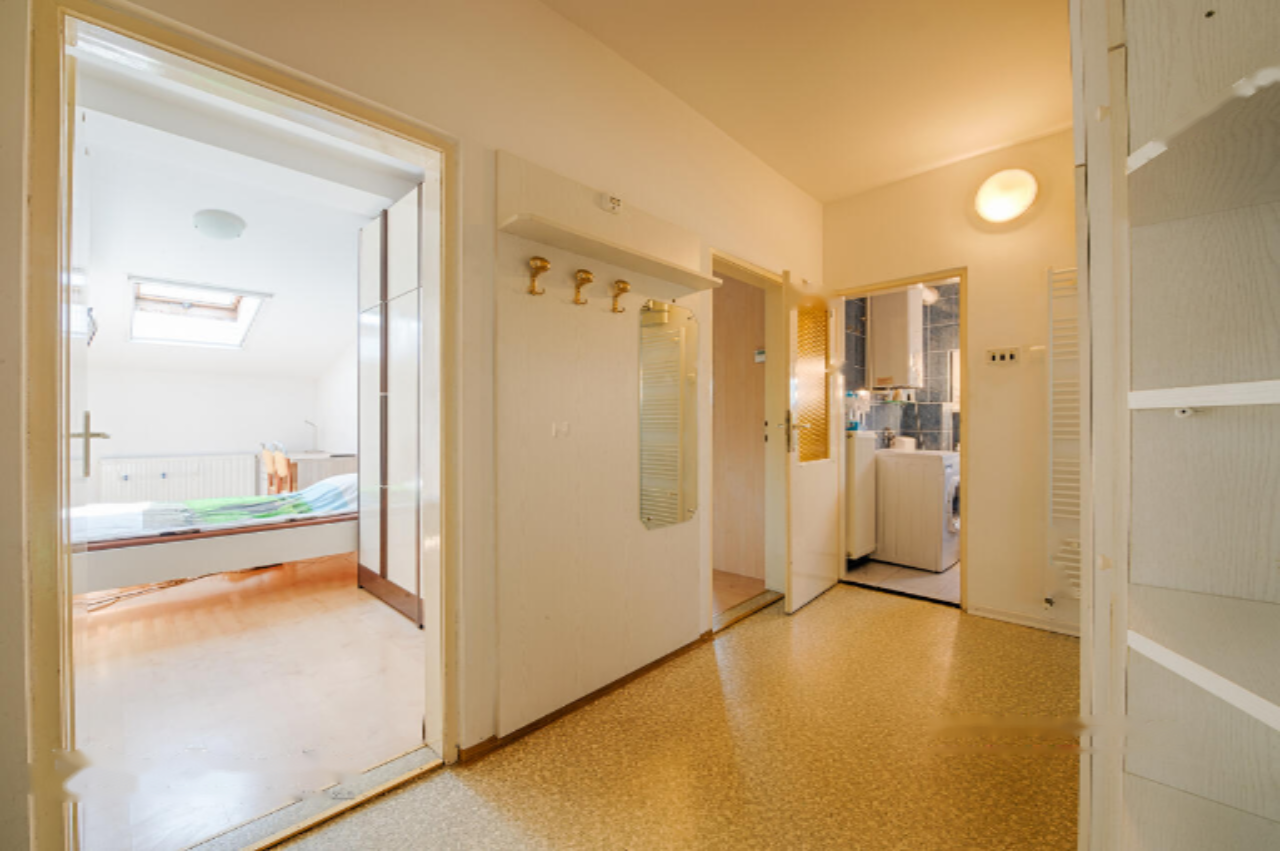 Piso en Liubliana, Eslovenia, 72 m² - imagen 1