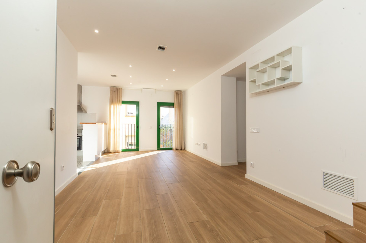 Flat in Barcelona, Spain, 86 m² - picture 4