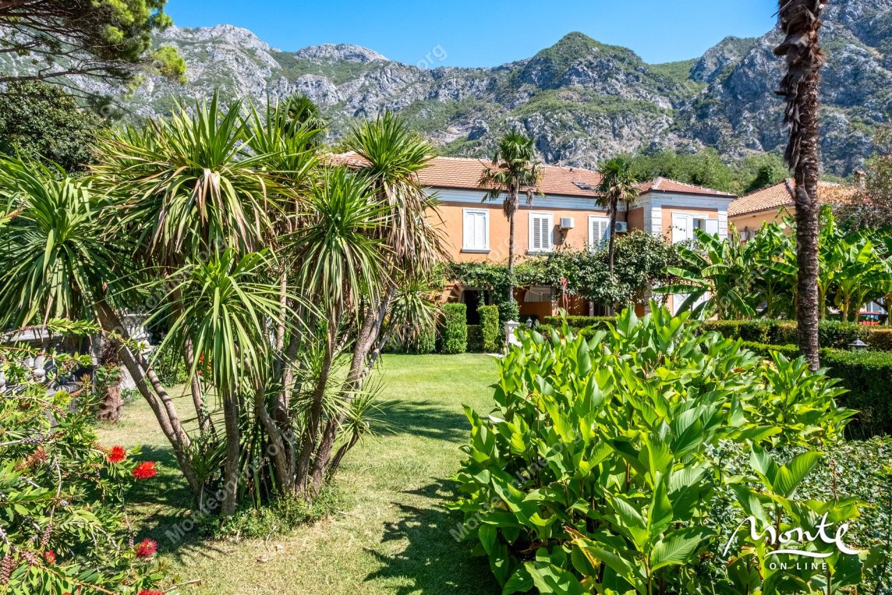 Villa in Risan, Montenegro, 112 m² - Foto 8