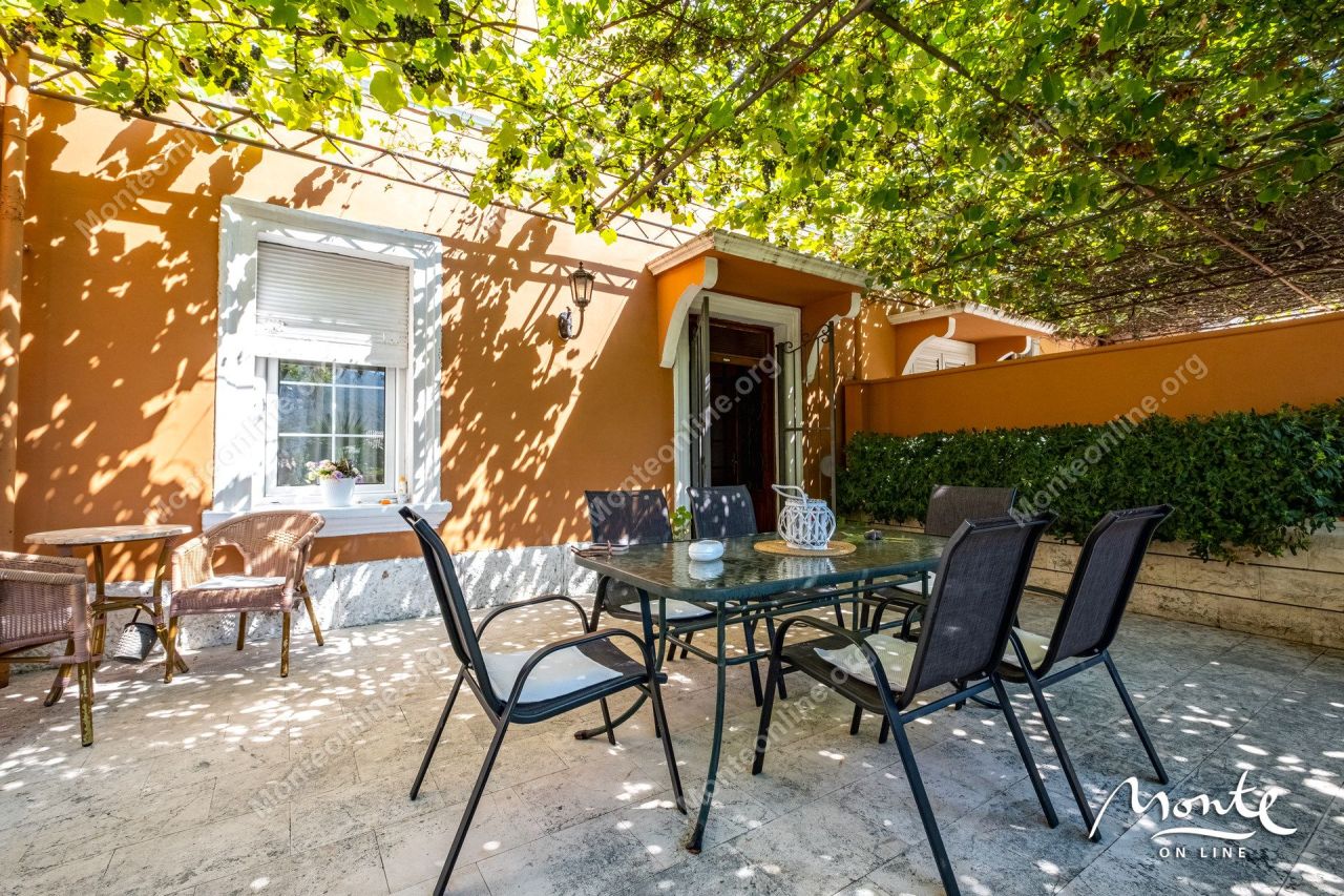 Villa in Risan, Montenegro, 112 m² - Foto 10