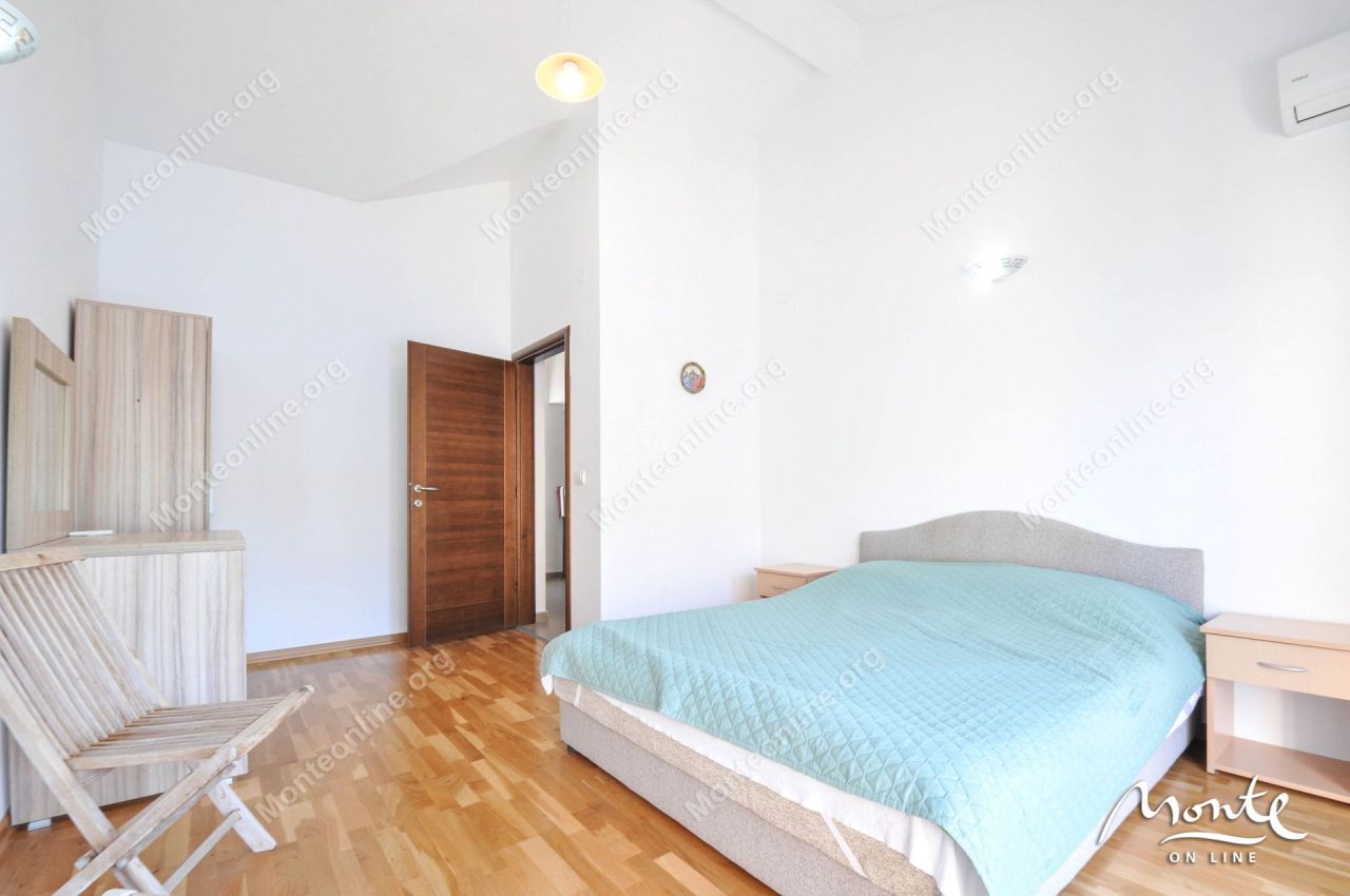 Villa a Lepetane, Montenegro, 148 m² - foto 11