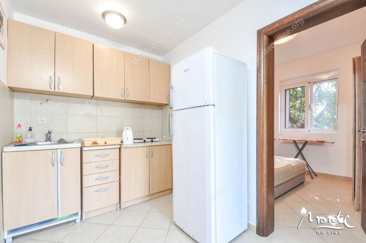 Villa a Lepetane, Montenegro, 148 m² - foto 17