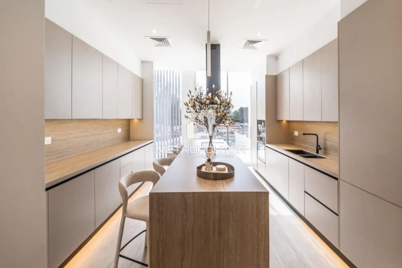 Villa à Dubaï, EAU, 180 m² - image 2