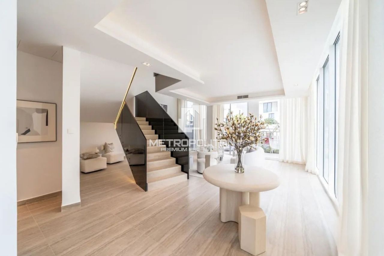 Villa à Dubaï, EAU, 180 m² - image 4