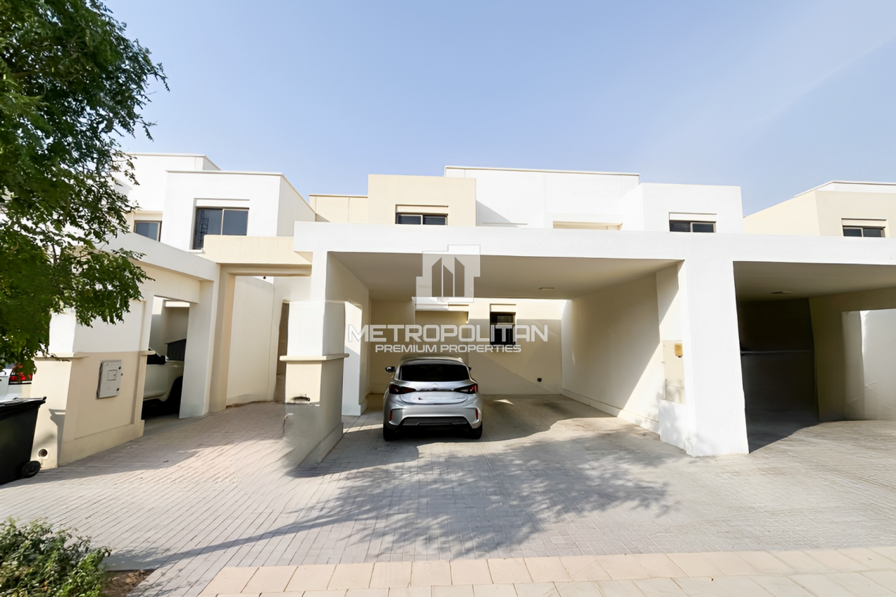 Townhouse in Dubai, UAE, 198 m² - picture 8