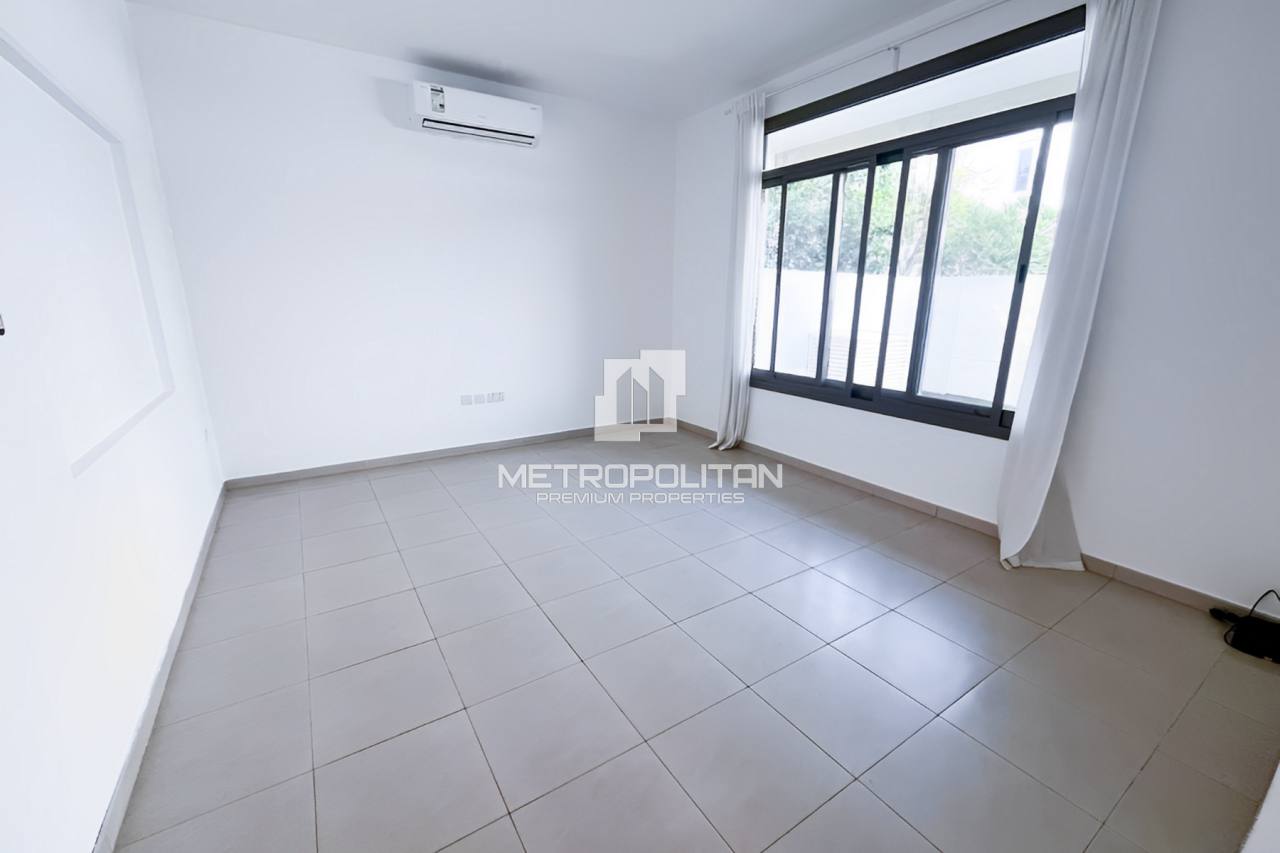 Townhouse in Dubai, UAE, 198 m² - picture 15