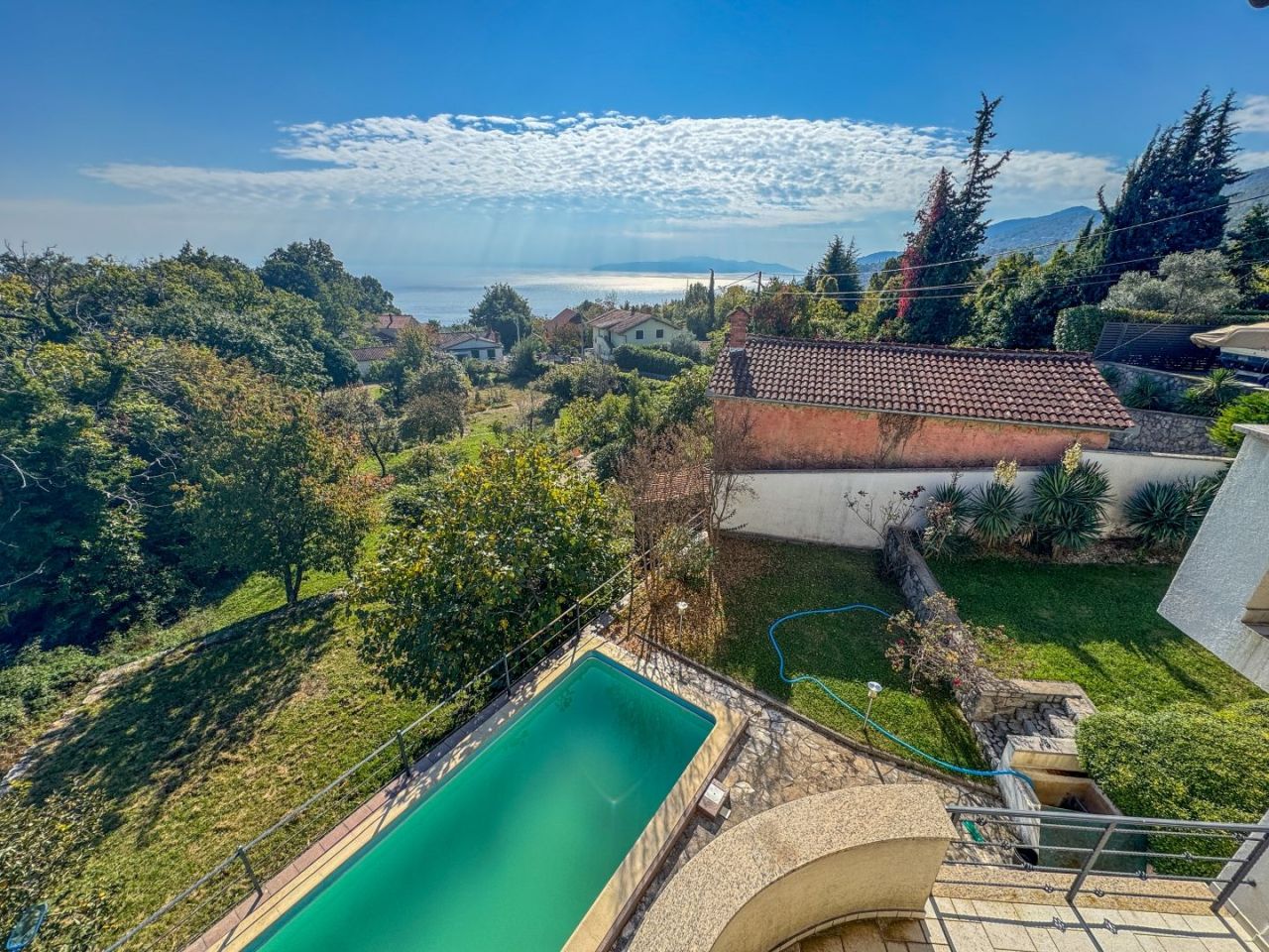 Villa a Opatija, Croazia, 120 m² - foto 6