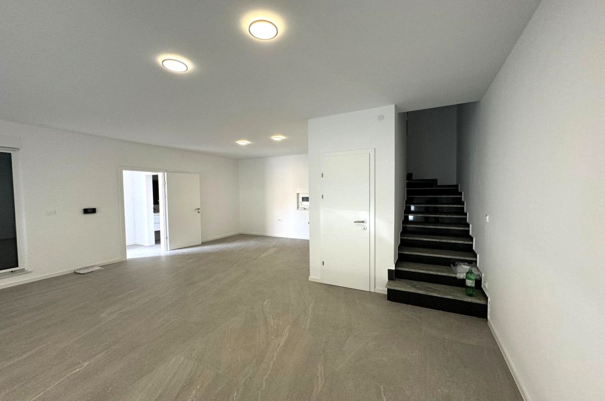 Villa in Malinska-Dubasnica, Croatia, 160 m² - picture 19