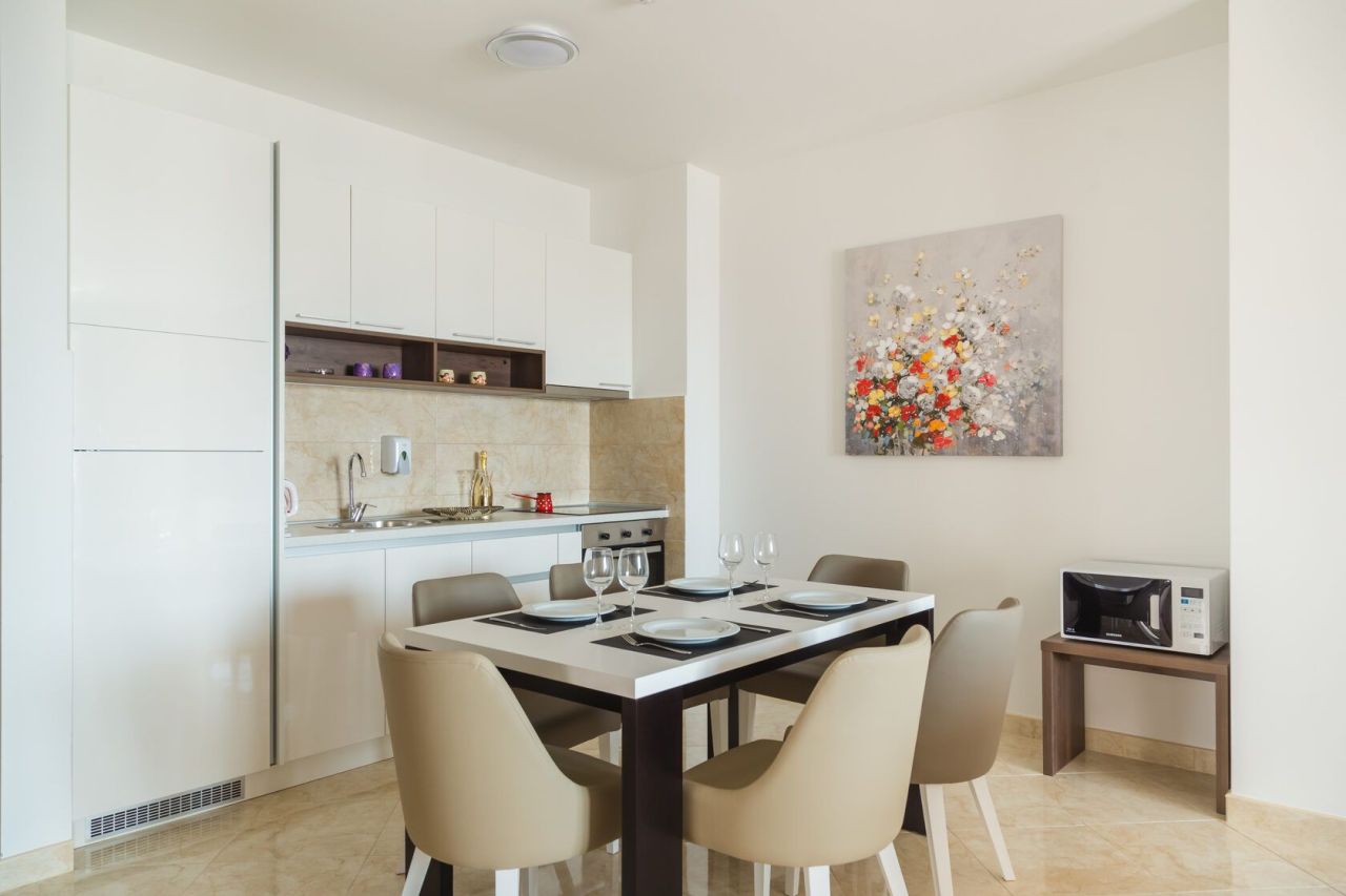 Wohnung in Budva, Montenegro, 89 m² - Foto 4