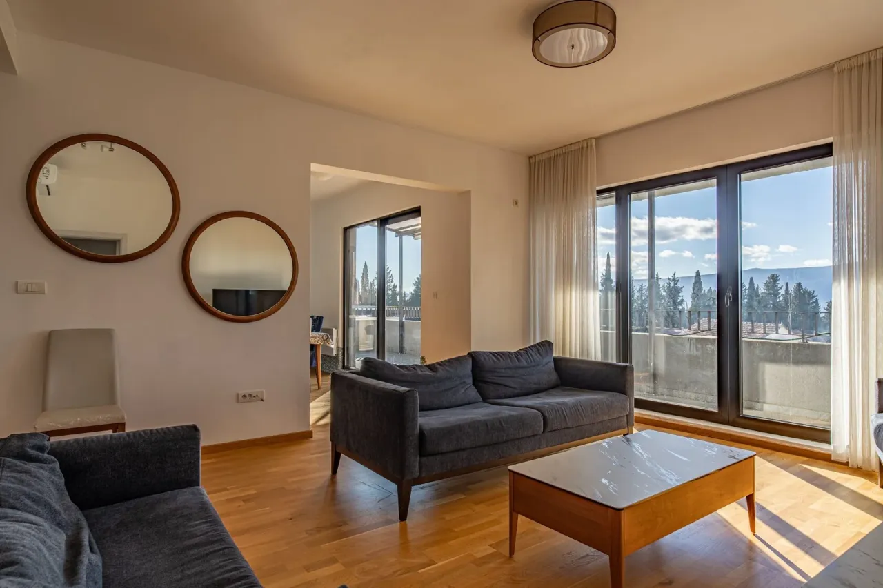 Appartamento a Tivat, Montenegro, 129 m² - foto 17