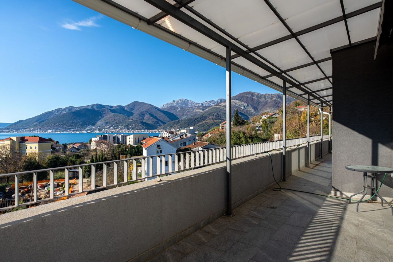 Appartamento a Tivat, Montenegro, 129 m² - foto 14