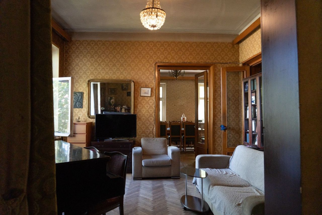 Appartement à Tbilissi, Géorgie, 134 m² - image 2