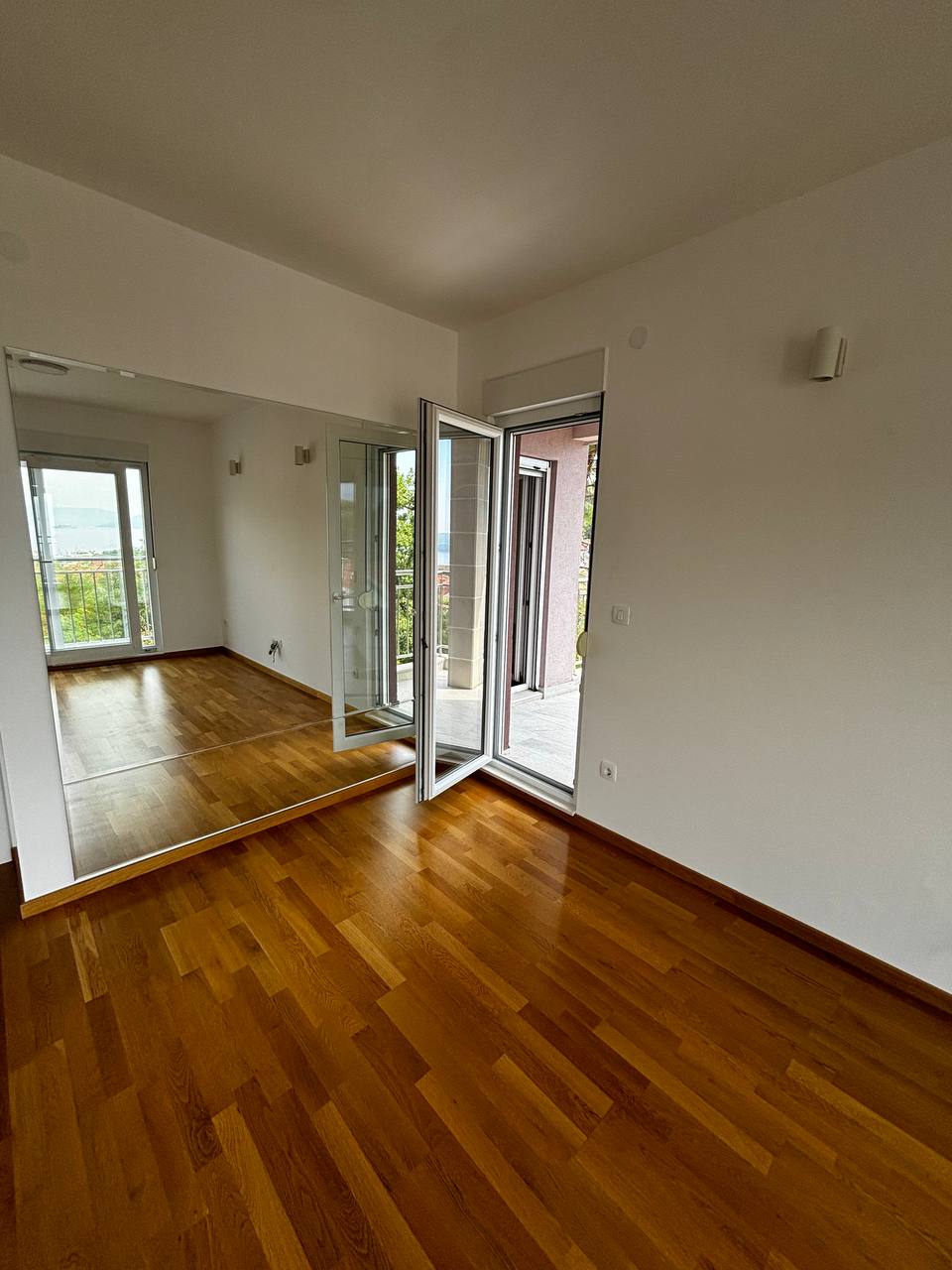 Appartamento a Tivat, Montenegro, 72 m² - foto 7