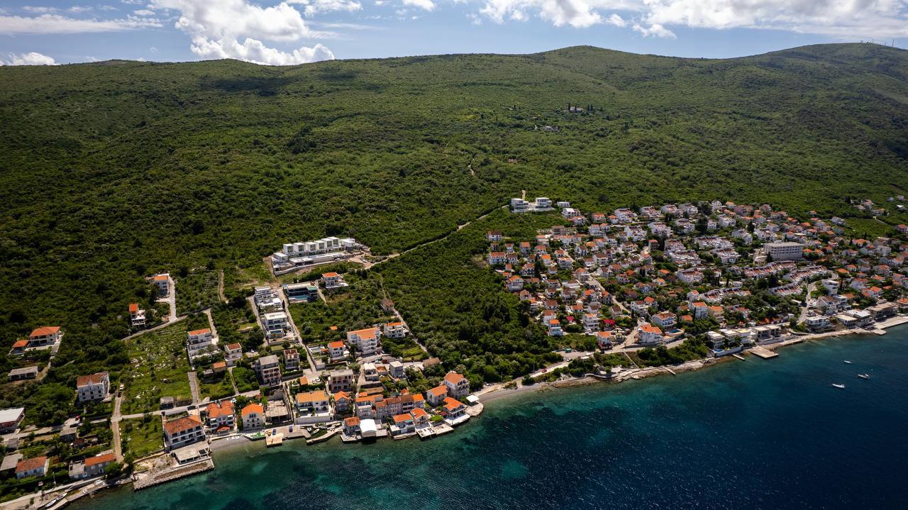 Villa in Herceg-Novi, Montenegro, 328 m² - picture 9