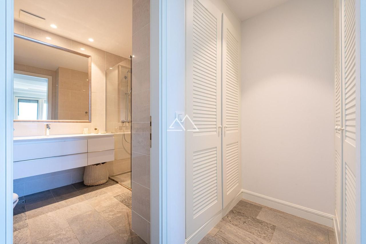 Appartamenti sulla penisola di Luštica, Montenegro, 150 m² - foto 13