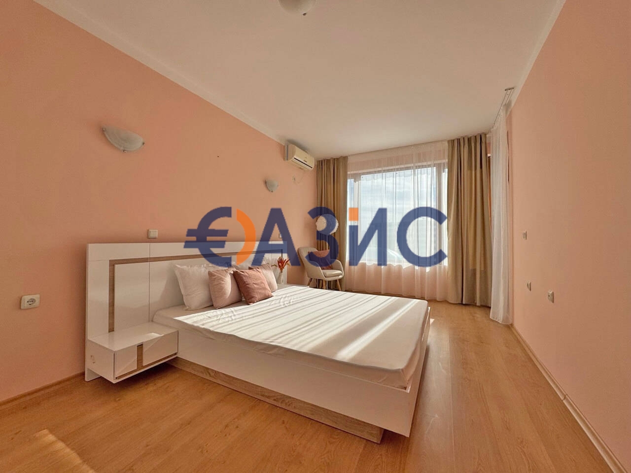Appartement à Slantchev Briag, Bulgarie, 65 m² - image 10