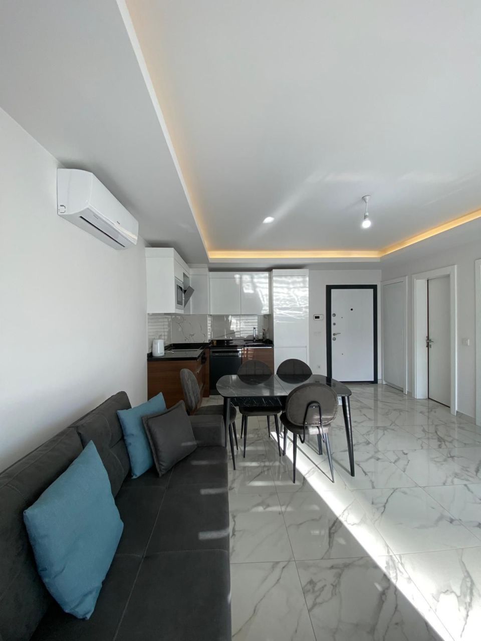 Apartment in Alanya, Turkey, 65 m² - picture 1