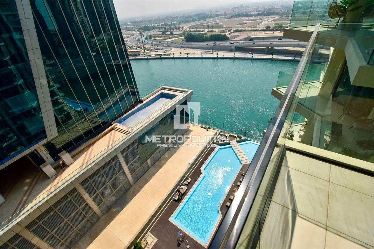 Apartment in Dubai, UAE, 108 m² - picture 1