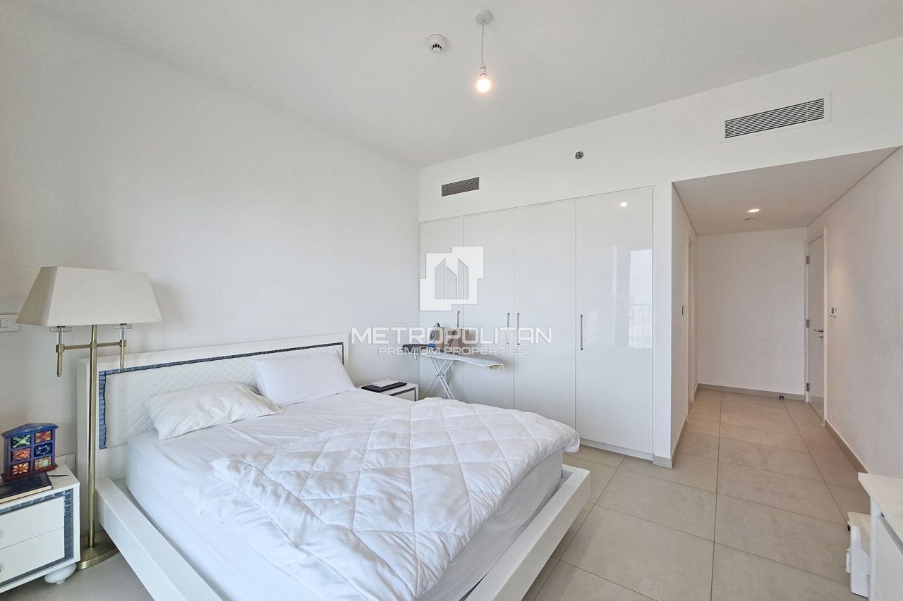 Apartment in Dubai, UAE, 111 m² - picture 11