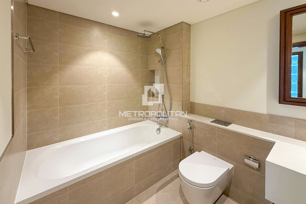 Apartment in Dubai, UAE, 109 m² - picture 13