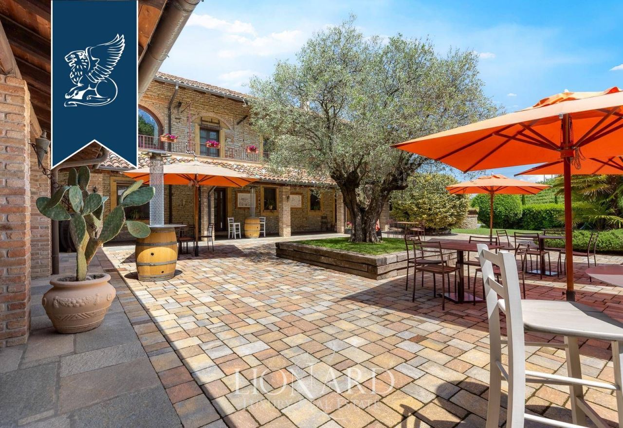 Hotel, albergo ad Asti, Italia, 1 500 m² - foto 9