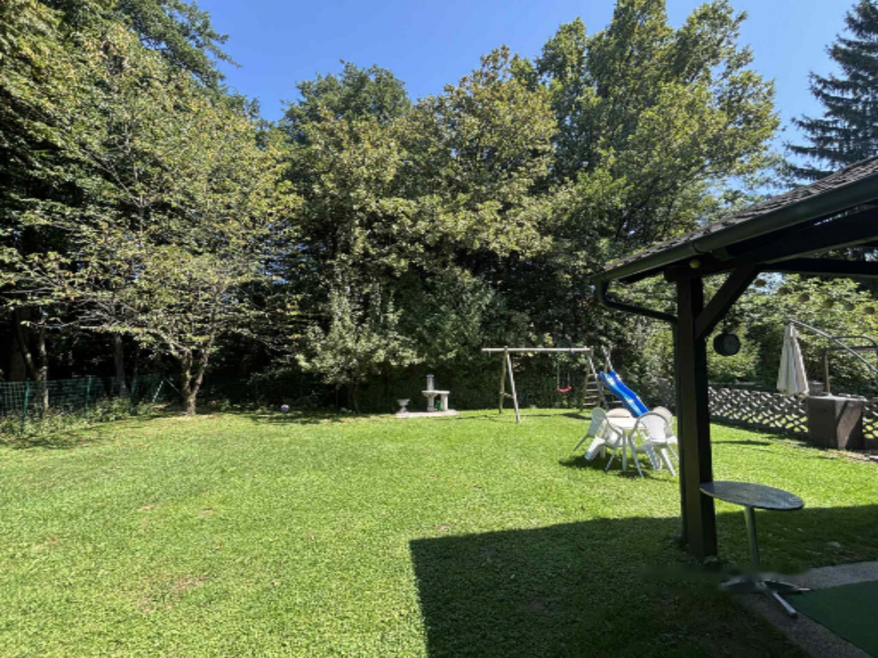 Haus in Ljubljana, Slowenien, 274 m² - Foto 1