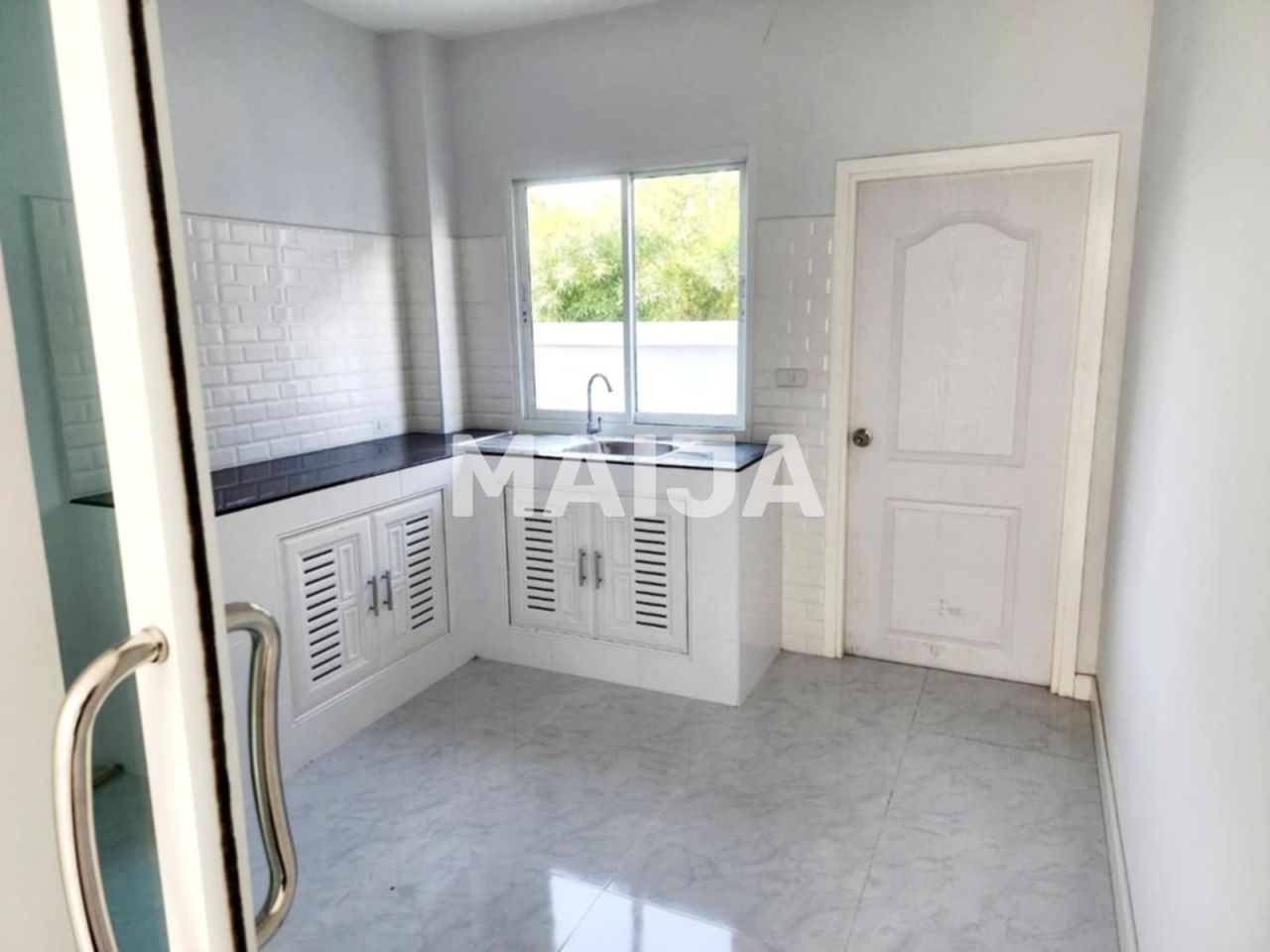 Villa in Si Racha, Thailand, 200 m² - picture 8