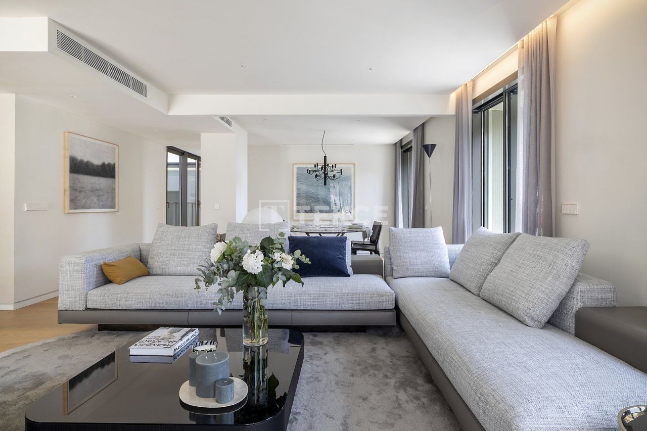 Apartamento en Barcelona, España, 368 m² - imagen 8