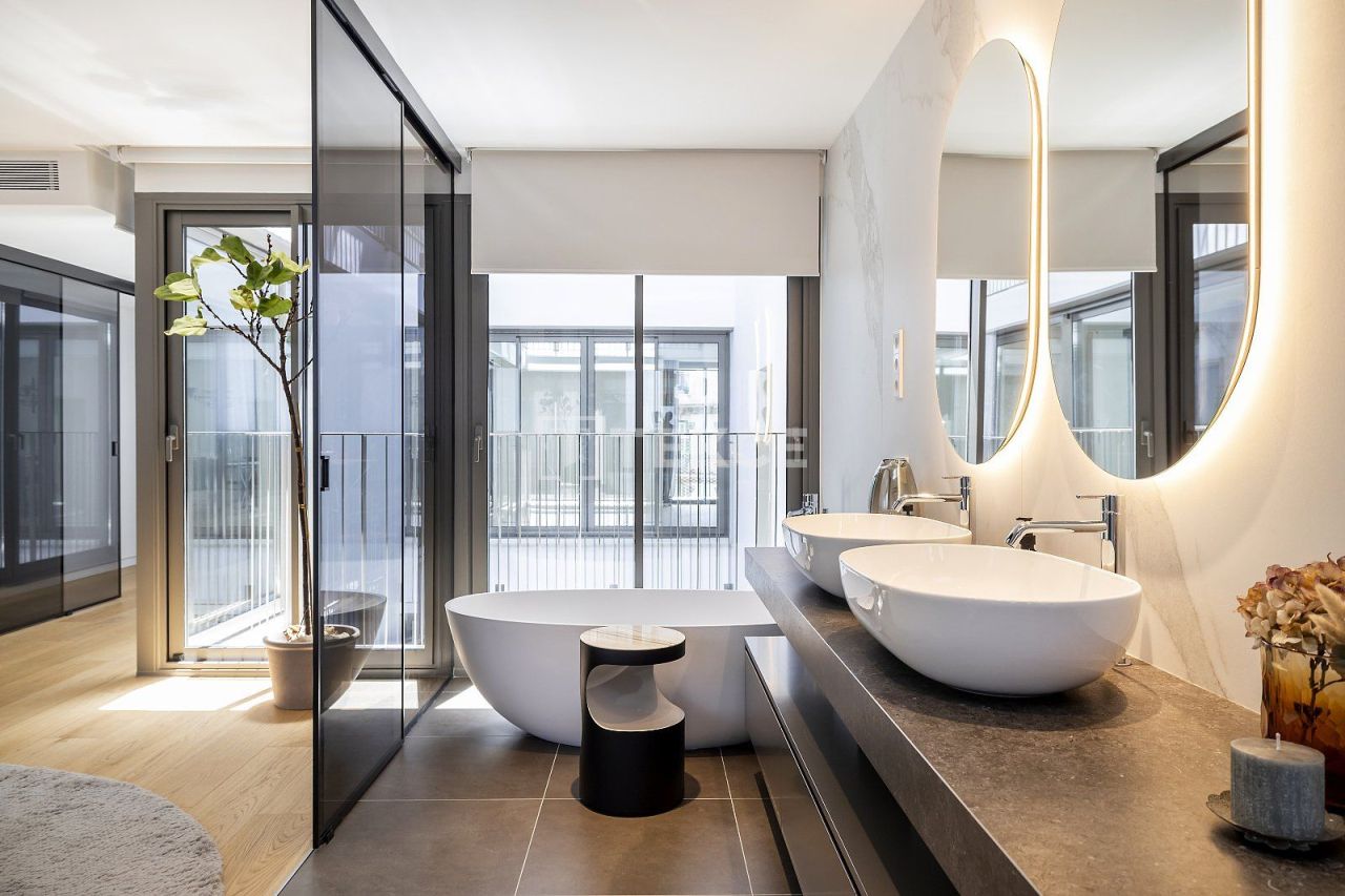 Appartement à Barcelone, Espagne, 166 m² - image 15