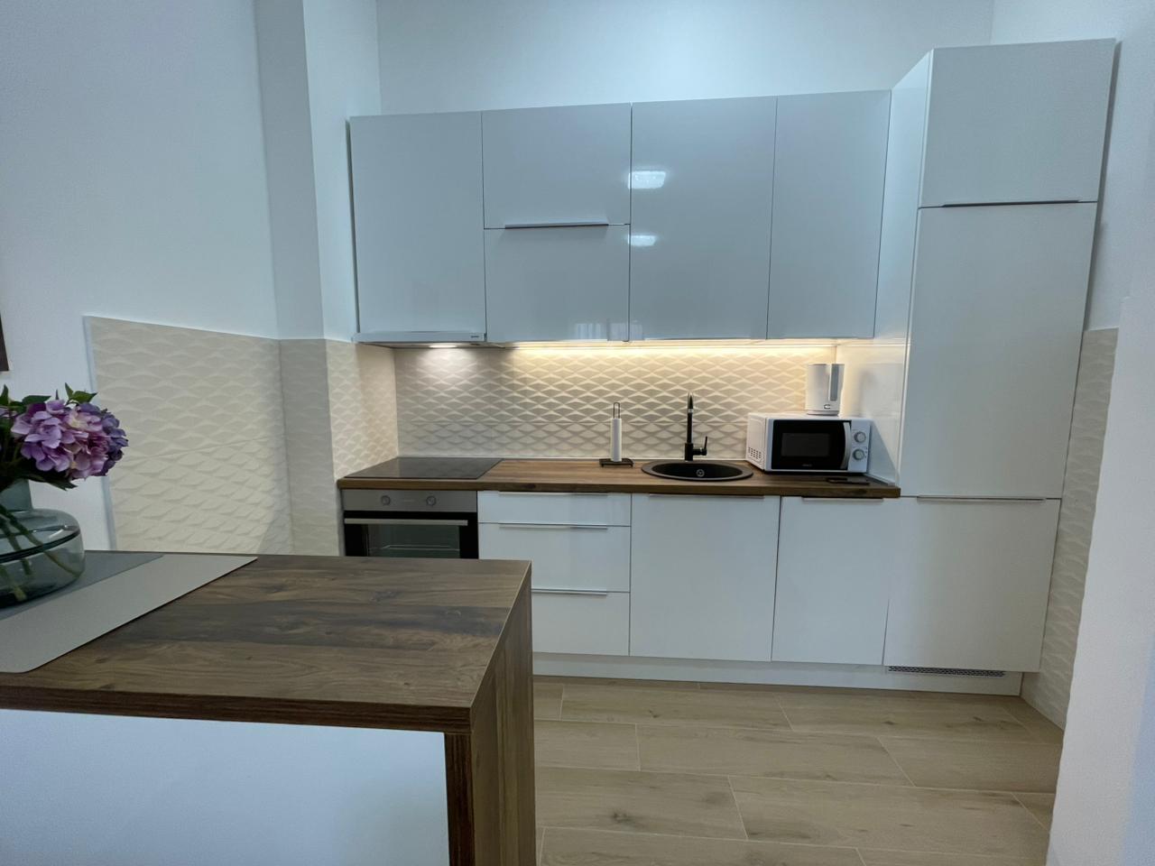 Piso en Budva, Montenegro, 50 m² - imagen 5