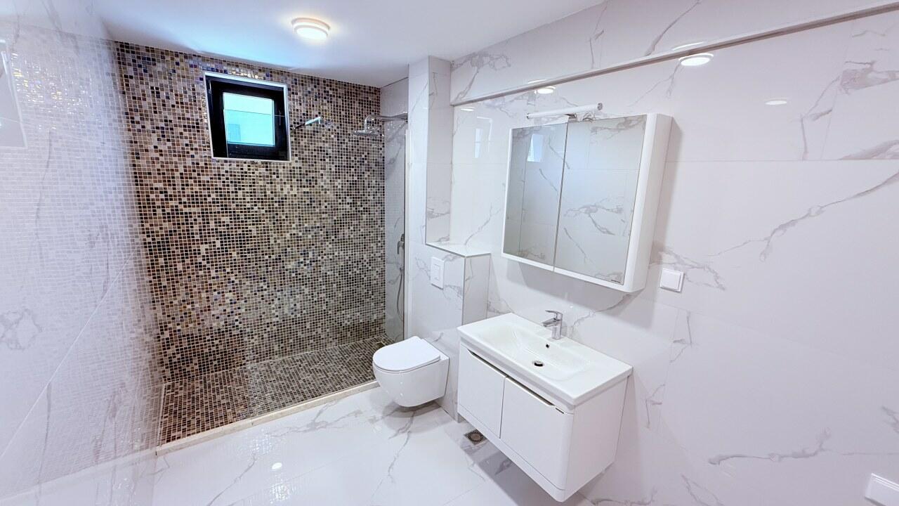 Wohnung in Denovici, Montenegro, 124 m² - Foto 9