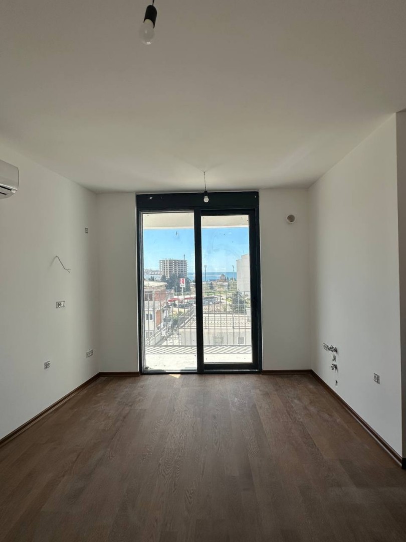 Piso en el Bar, Montenegro, 44 m² - imagen 2