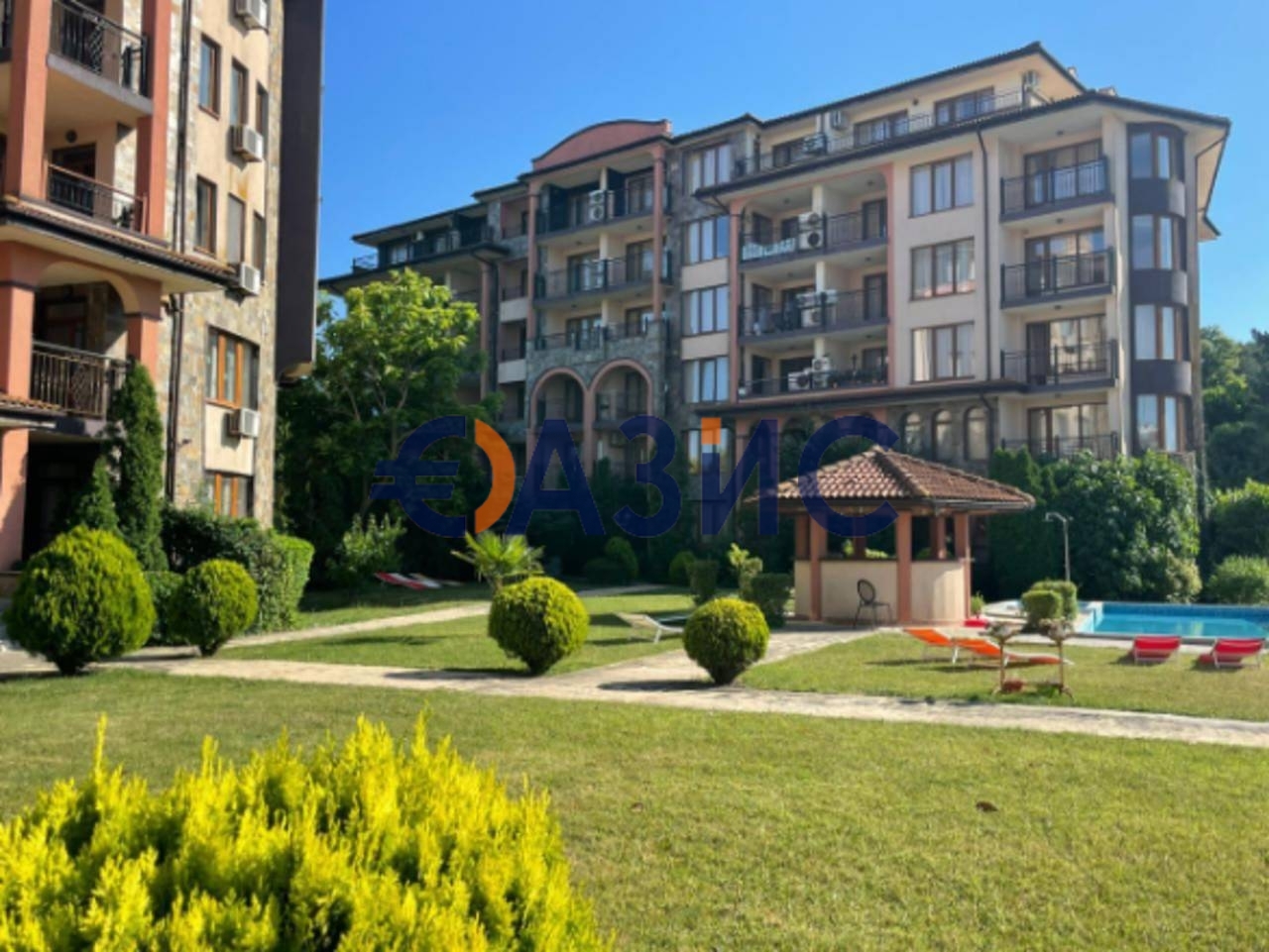 Appartement à Tsarevo, Bulgarie, 77.3 m² - image 1