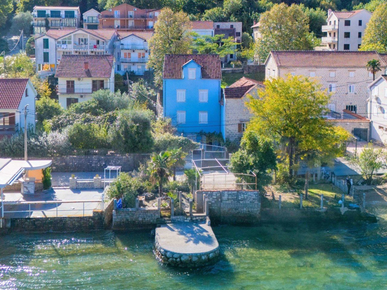 Villa in Stoliv, Montenegro, 300 m² - picture 3