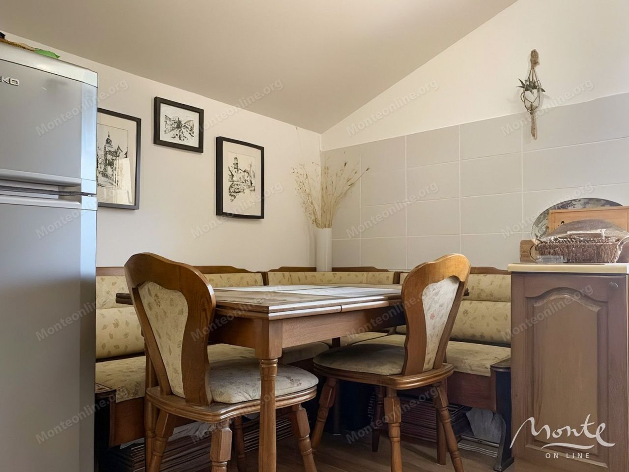 Apartment in Ljuta, Montenegro, 63.7 m² - picture 3