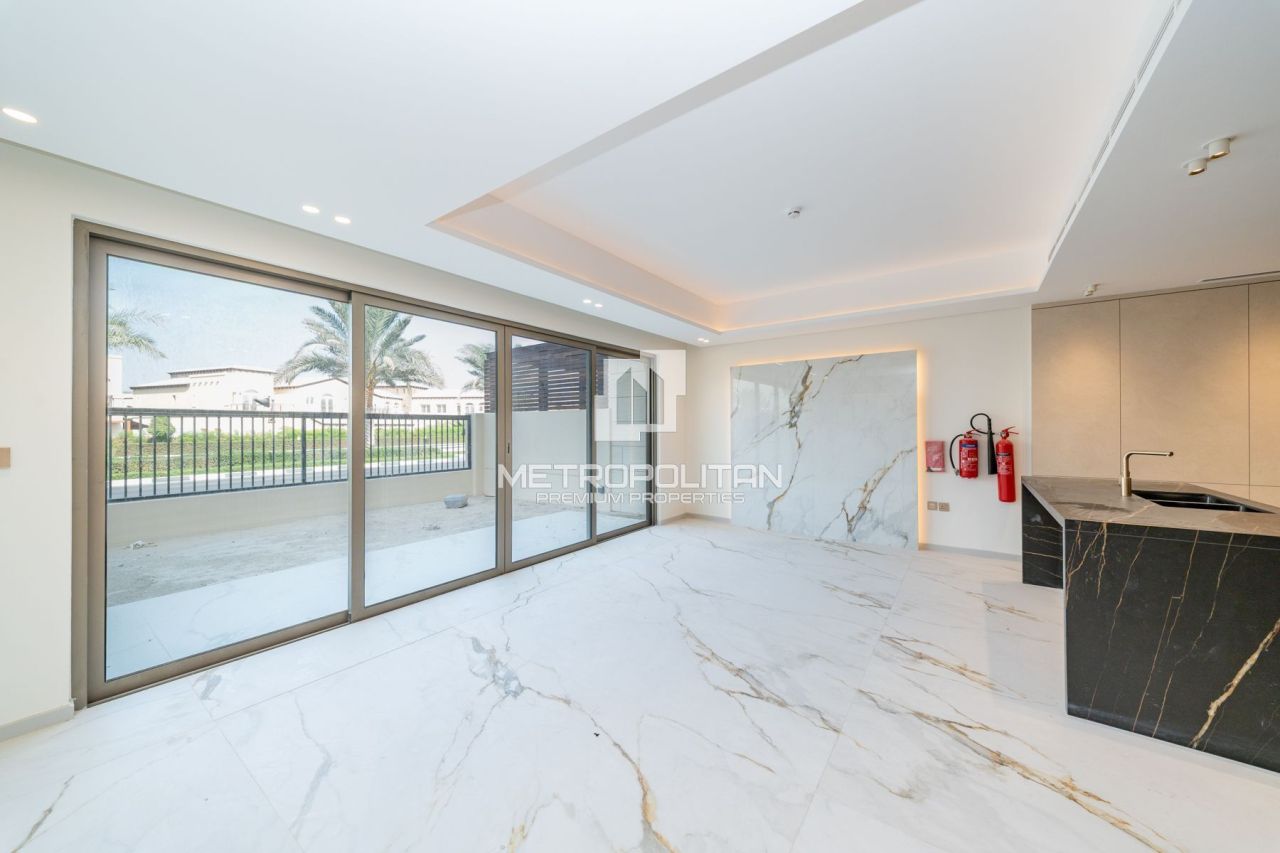 Maison urbaine à Dubaï, EAU, 205 m² - image 1