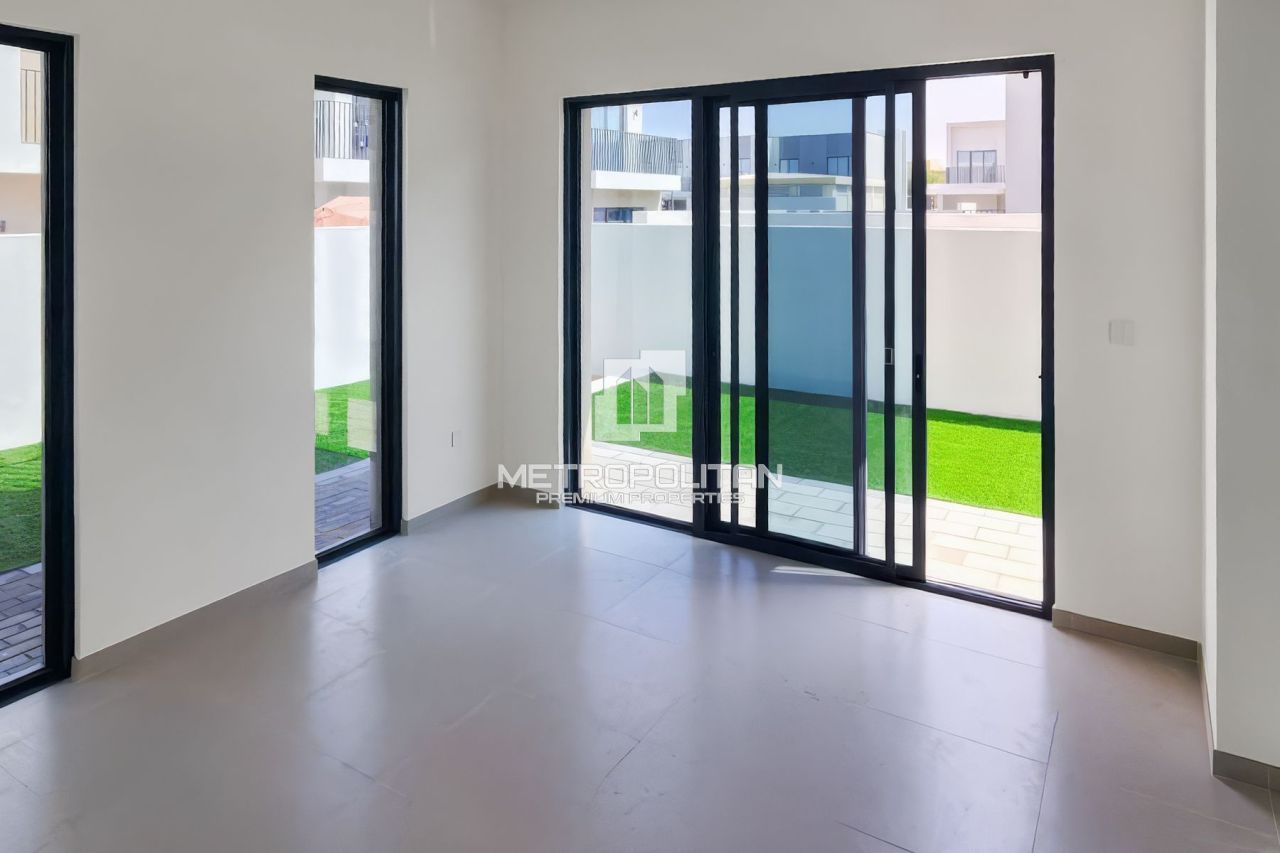 Townhouse in Dubai, UAE, 253 m² - picture 5