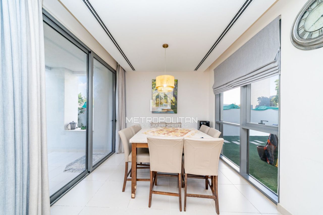 Villa in Dubai, UAE, 292 m² - picture 8