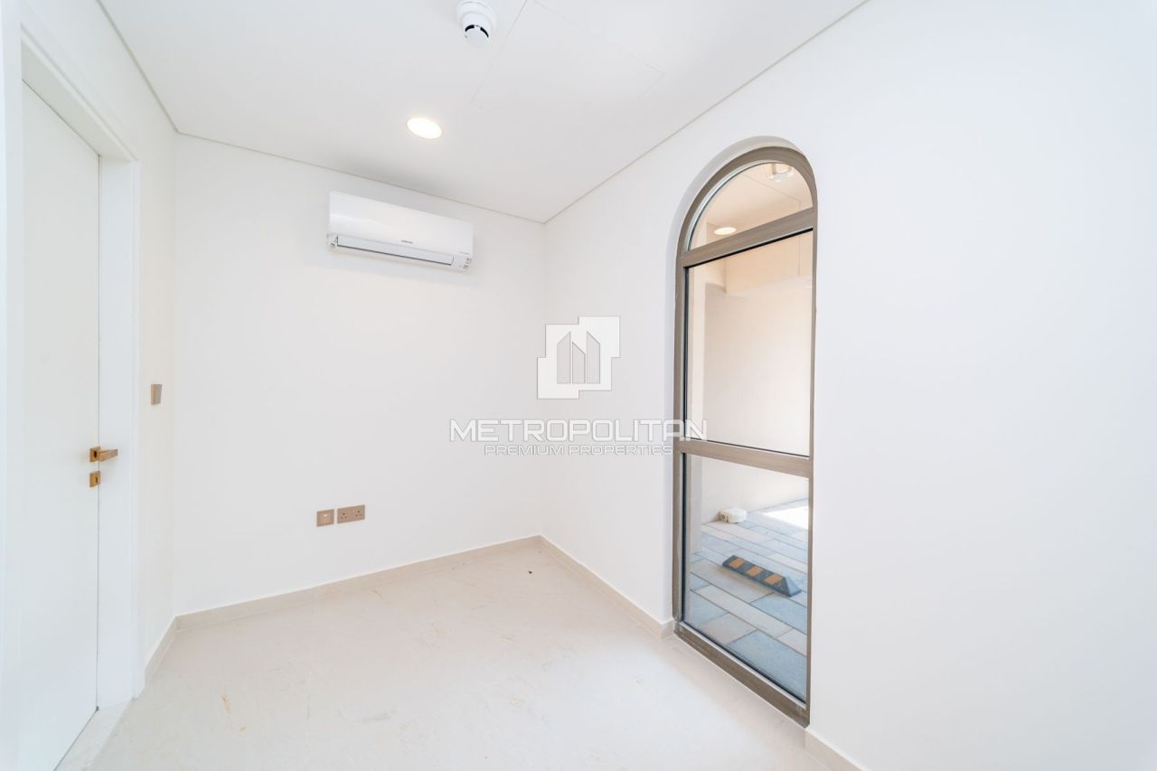 Maison urbaine à Dubaï, EAU, 205 m² - image 12