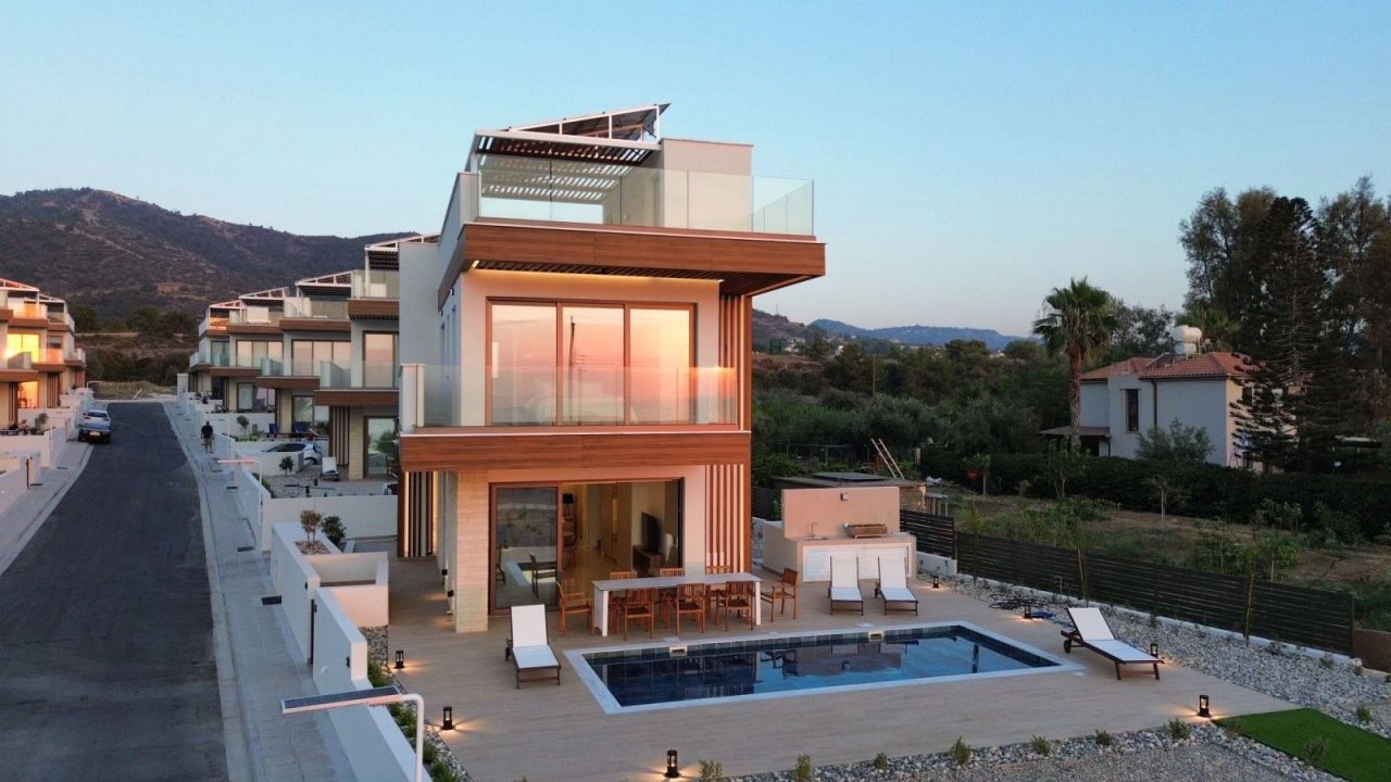 Villa in Paphos, Cyprus, 163 m² - picture 1