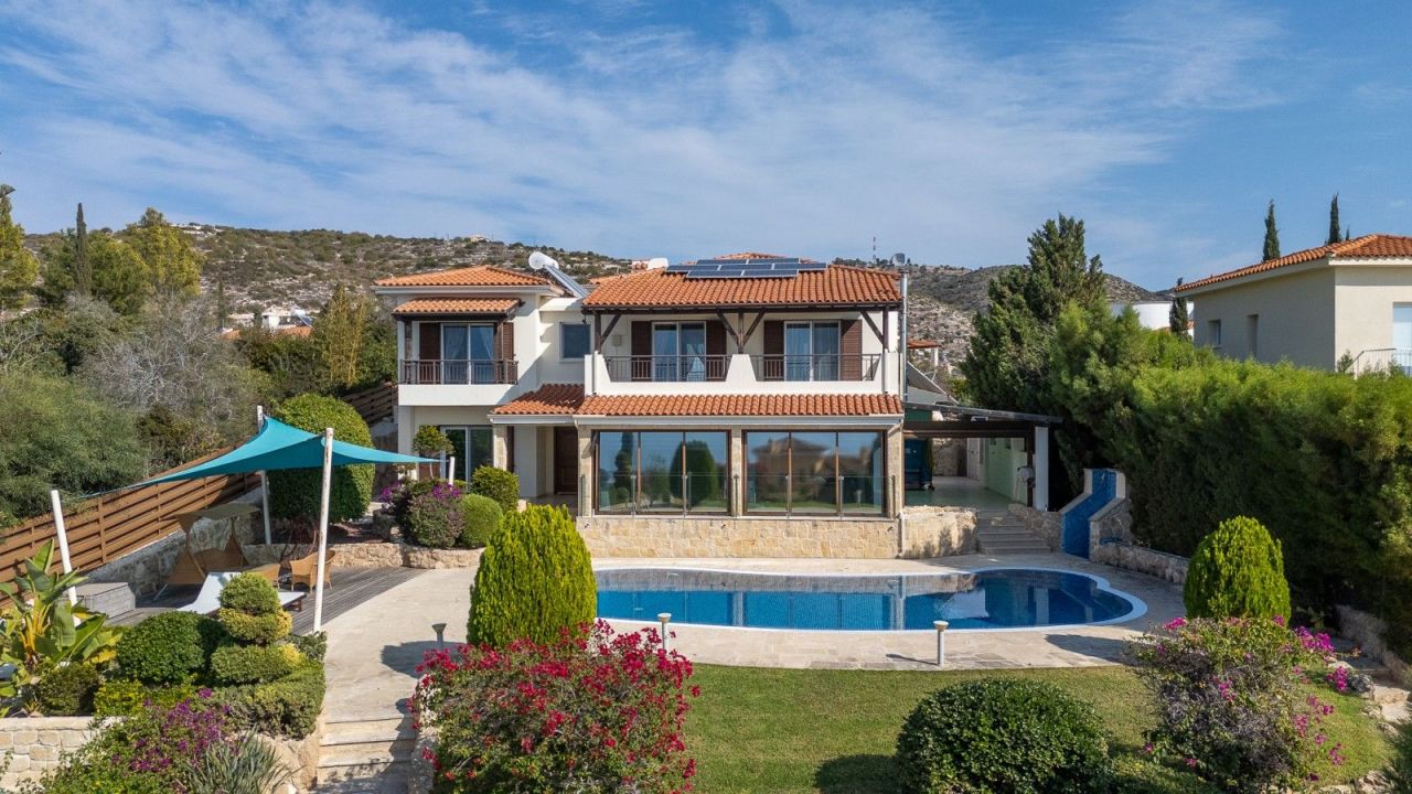 Villa in Paphos, Zypern, 300 m² - Foto 1