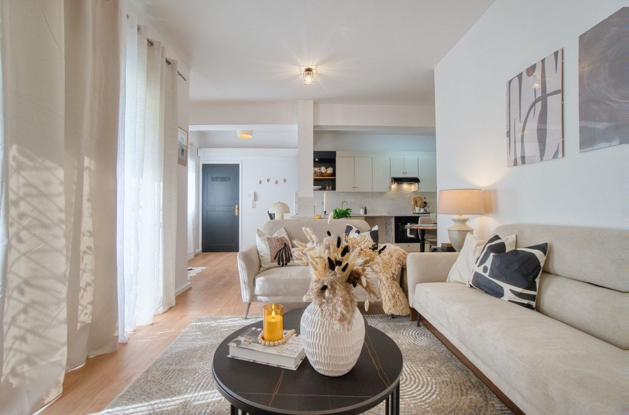 Apartment in Paphos, Cyprus - picture 1